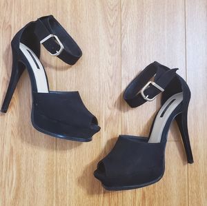 Black high heeled sandals